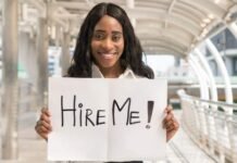 How Students Can Market Themselves to Potential Employers